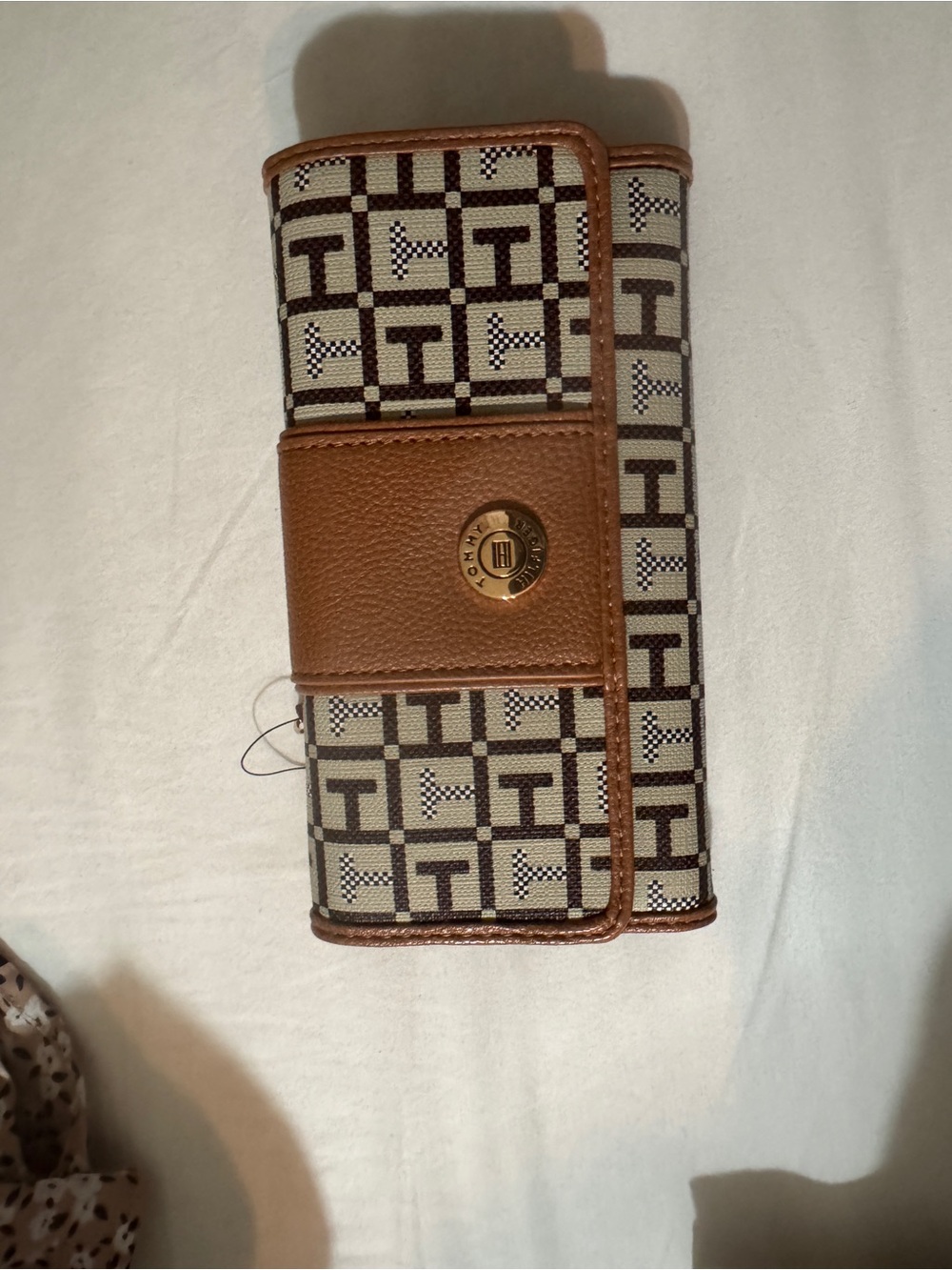 Tommy Hilfiger Beige and Brown Signature Canvas Trifold Wallet